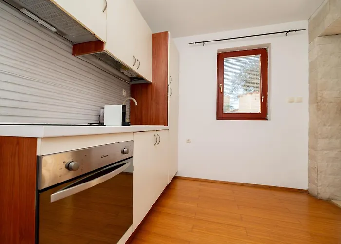 Vitoria * Mali Lošinj