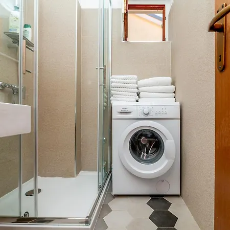 Vitoria * Mali Lošinj